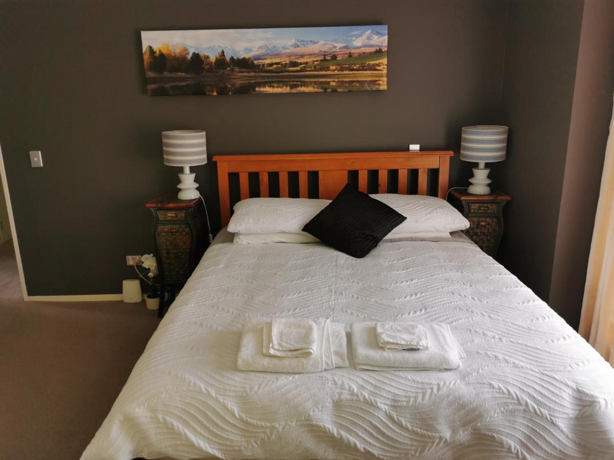 Lake Taupo Holiday Home エクステリア 写真